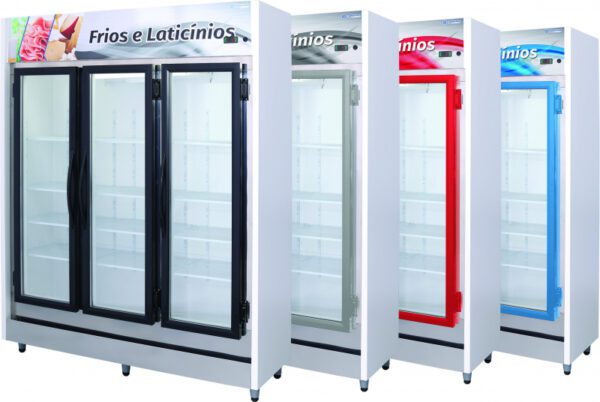 Expositor 3 portas 1,60 mts linha júnior